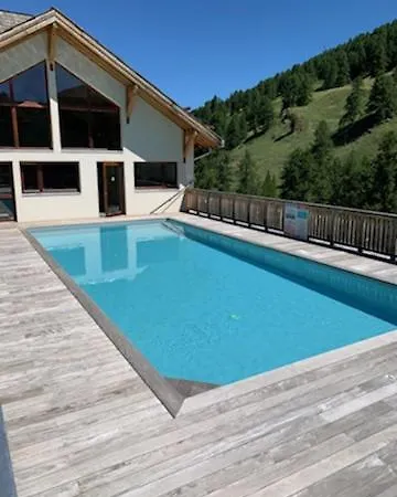 Appt Le Hameau Des Rennes 4 Etoiles Pieds Des Pistes Piscine Interieure Exterieure Apartment